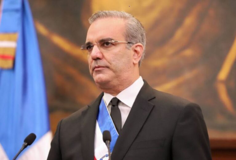 Presidente Luis Abinader lamenta muerte de Amable Aristy Castro