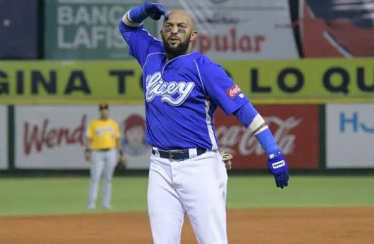 Jardinero de los Tigres Emilio Bonifacio, nombrado MVP del Round Robin