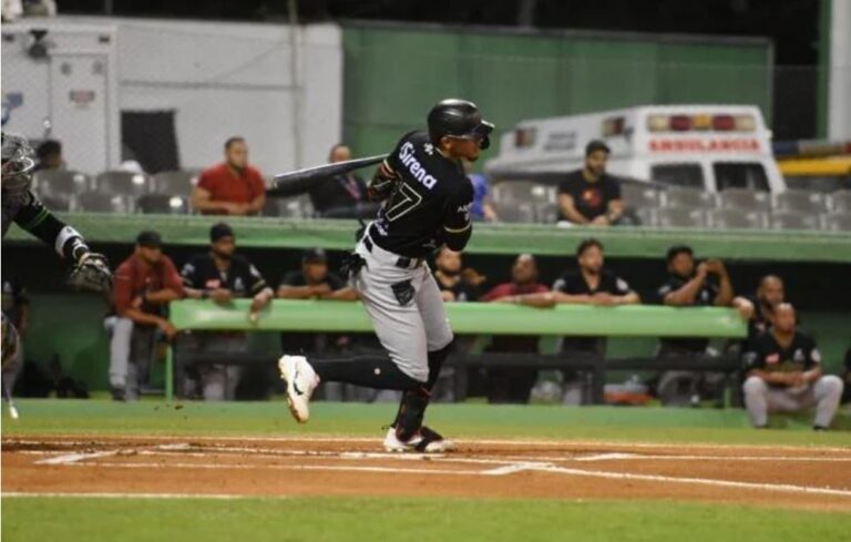 Gigantes vencen a las Estrellas en entradas extras