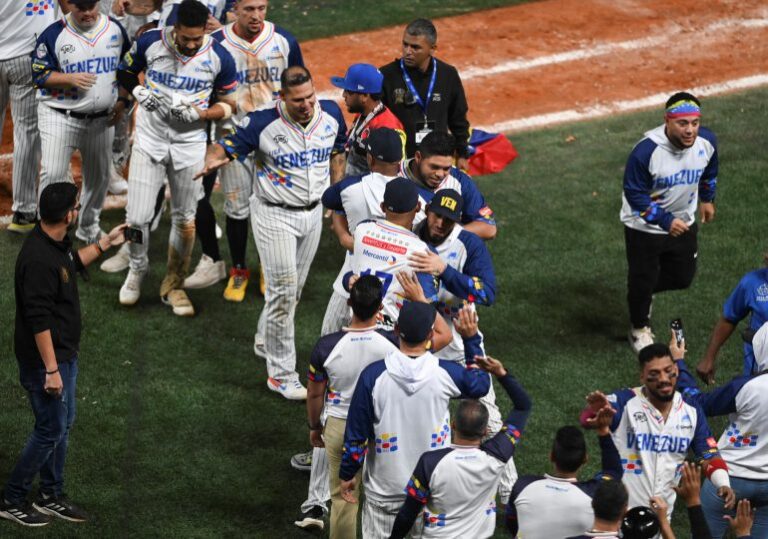 Venezuela y México toman el mando en la Serie del Caribe