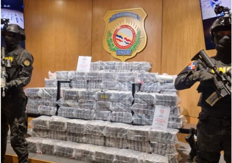 Ministerio Público logra 12 meses de prisión preventiva contra hombre arrestado con 251 kilogramos de cocaína