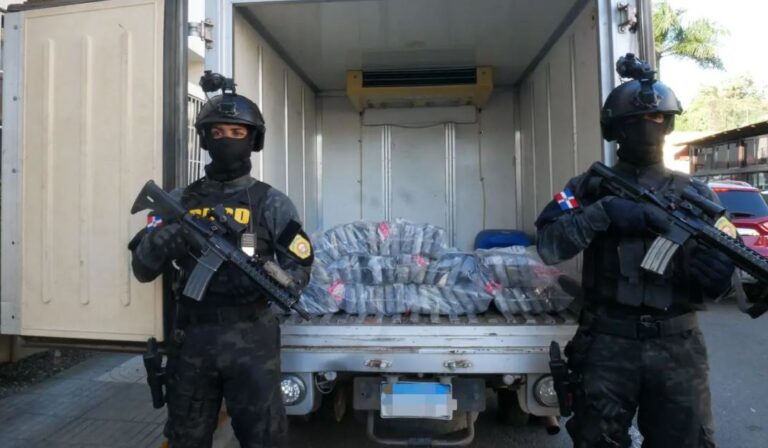 DNCD ocupa 94 paquetes de cocaína en San Pedro de Macorís