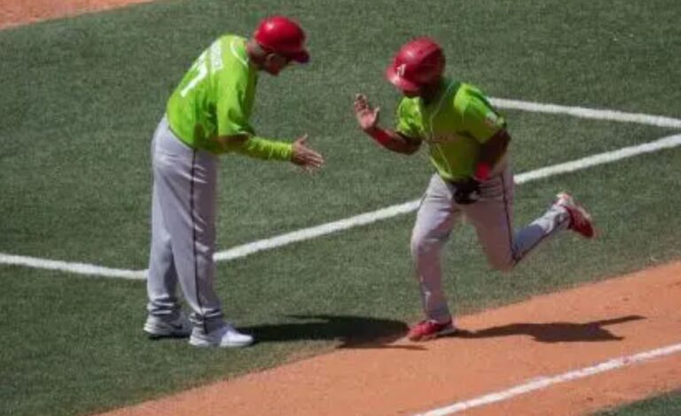 Cuba vence a Curazao en debut en la Serie Caribe