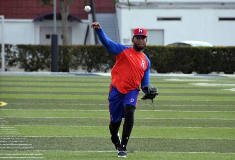 Roansy Contreras listo para enfrentar a Israel en el Clásico Mundial de Béisbol