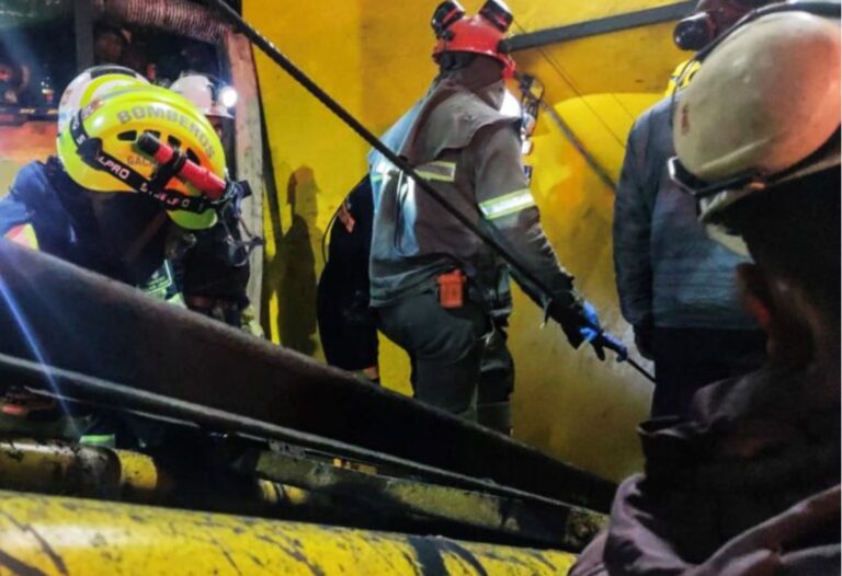 Al menos 11 muertos y 10 desaparecidos por explosión en mina de carbón en Colombia