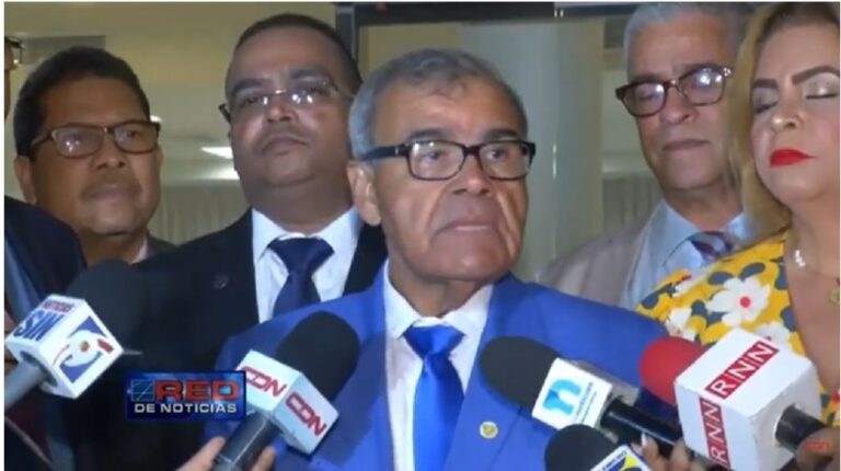Gobierno y CMD acuerdan mejorar la cobertura del Plan Básico de Salud