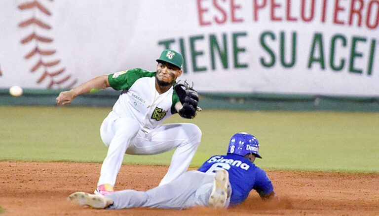Los Toros firman a Núñez, a Obispo y a Rodríguez