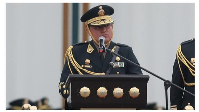 Allanan casa de jefe de policía peruana por caso contra expresidente Castillo