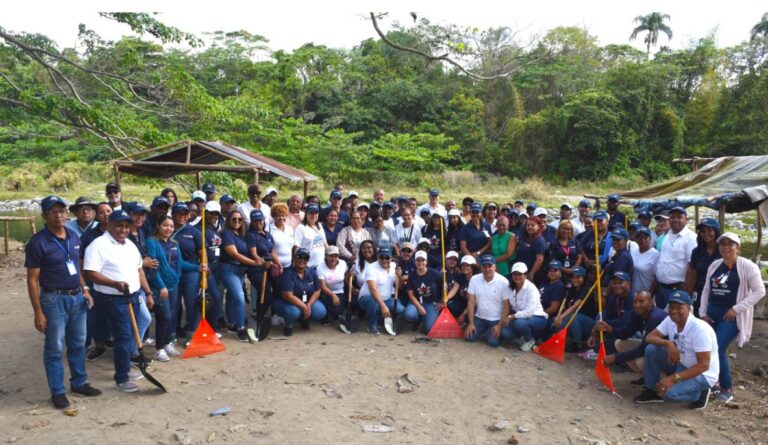 CAASD realiza limpieza en el río Isa, del sistema Isa-Mana, acueducto que abastece de agua potable al Gran Santo Domingo