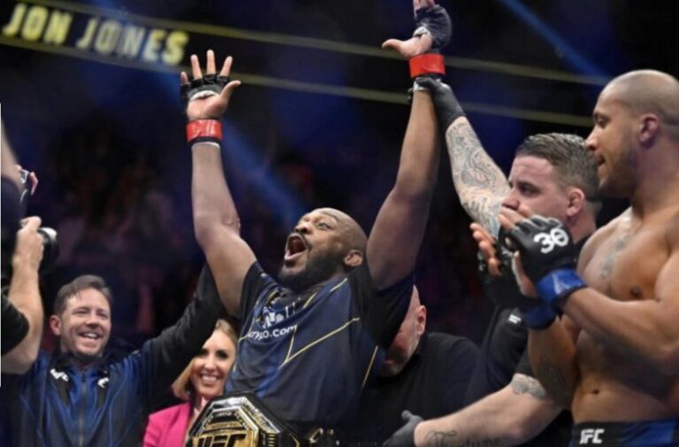 Jon Jones gana corona de los pesados en la UFC