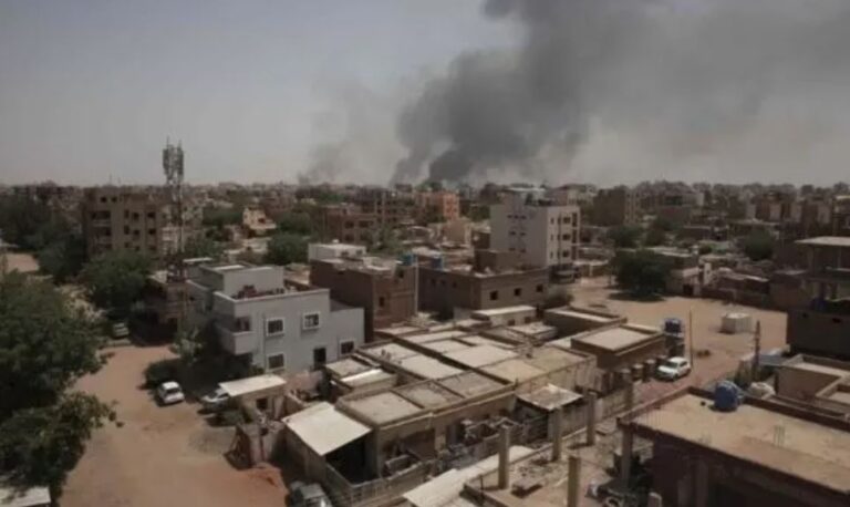 Van 270 muertos por combates en Sudán
