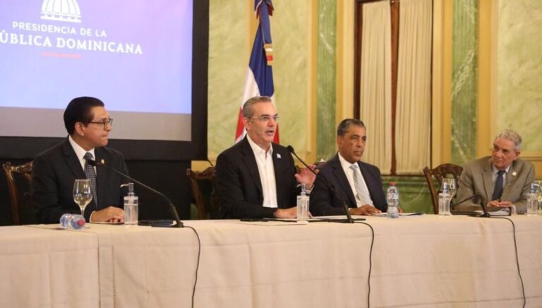 Gobierno dominicano, Montefiore y UASD firman memorándum de entendimiento para acceso a atención médica y educación de alta calidad
