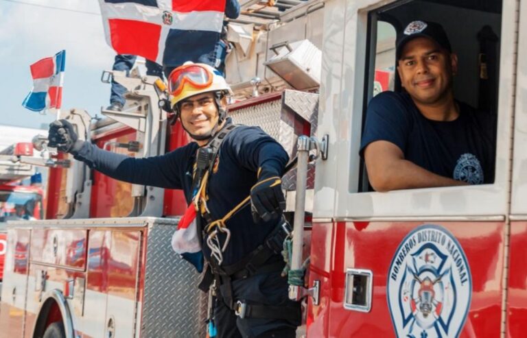 El Cuerpo de Bomberos de Santo Domingo celebra su 95 aniversario