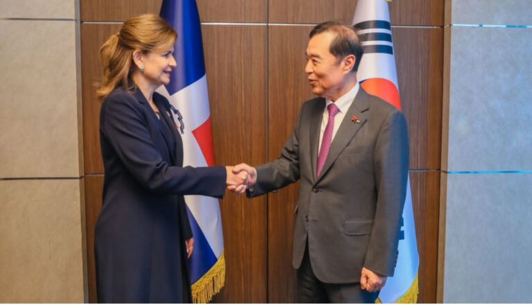 Vicepresidenta Raquel Peña concluye agenda en Corea del Sur