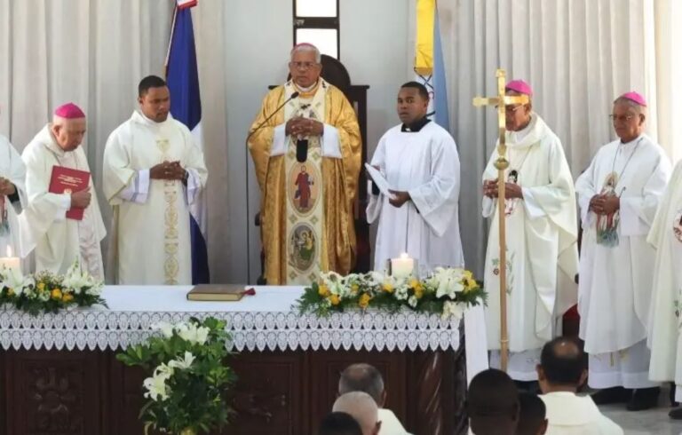 Osoria insta priorizar formación sacerdotal