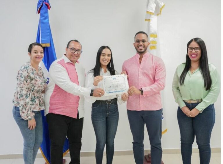 Ministerio de la Juventud recibe certificación ISO en “Gestión de Calidad, Antisoborno y Cumplimiento”