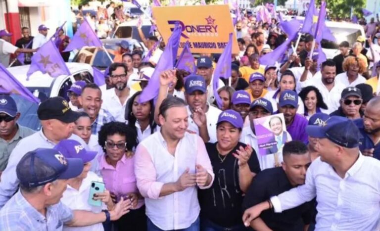 Candidato presidencial Abel Martínez promete rescatar clase trabajadora