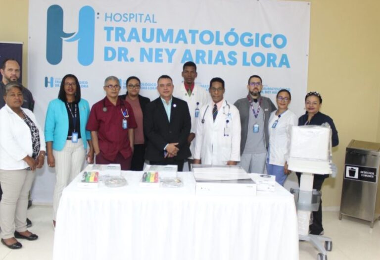 Hospital Ney Arias adquiere moderno Sonógrafo portátil y electrocardiógrafo