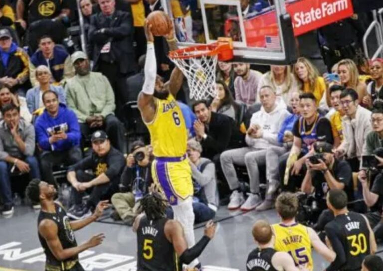 Warriors tras igualar serie ante los Lakers