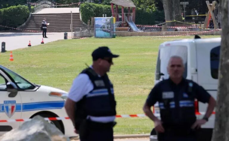 Apuñalan a 4 niños en un parque en el sur de Francia