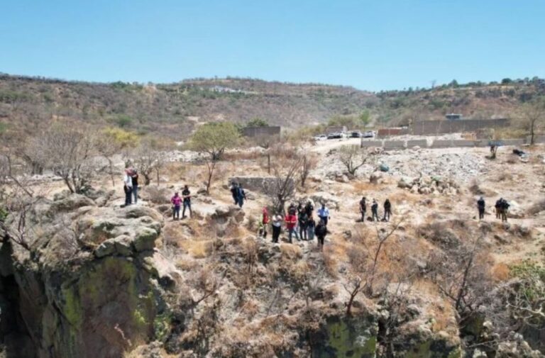 Hallan 45 bolsas con restos humanos en oeste de México