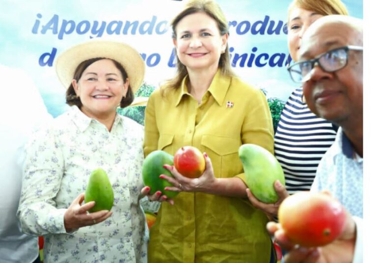 Vicepresidenta visita Feria Expo Mango 2023