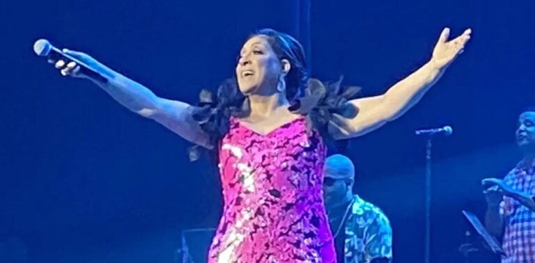 Milly Quezada celebra en el Teatro Nacional 45 años como “Reina del Merengue”