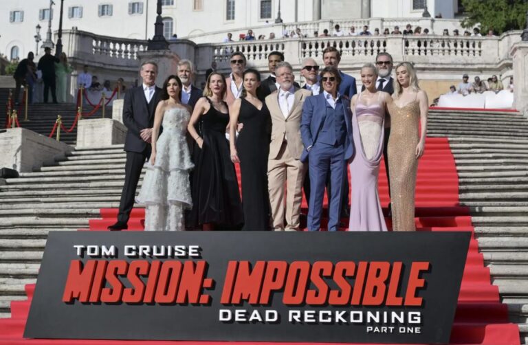 Tom Cruise paraliza Roma con el estreno de “Mission Impossible 7″