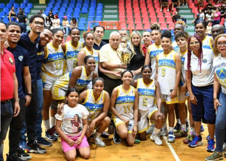 Club Mauricio Báez se corona campeón del Torneo de Baloncesto Superior Femenino del Distrito Nacional