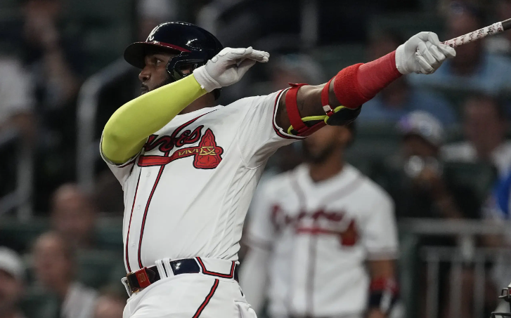 El poder de Acuña Jr. y Ozuna lidera la victoria de los Bravos ante los Mellizos