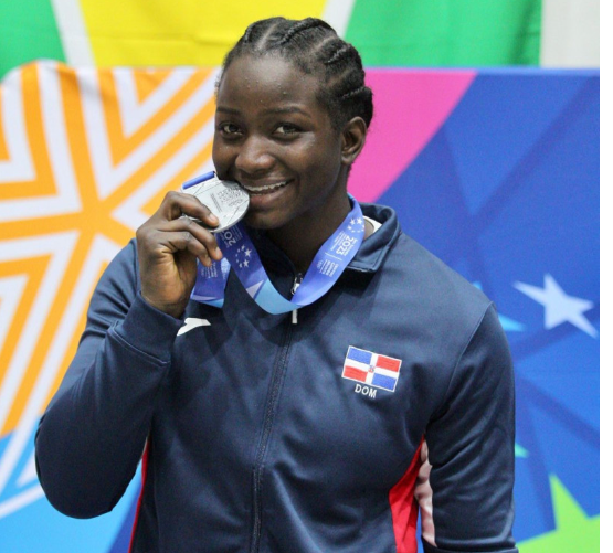 Judo sigue brillando, boxeo lleva 3 a la final