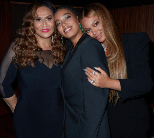 Roban caja fuerte con un millón de dólares en efectivo y joyas de la casa de la madre de Beyoncé