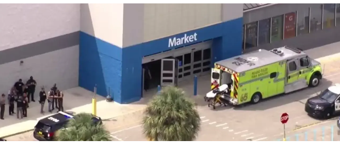 Un muerto y dos heridos durante un tiroteo en un local de Walmart en Florida