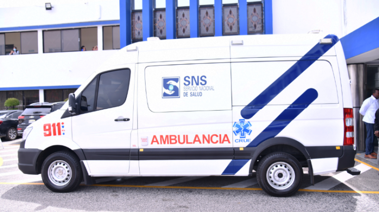 Ministerio de Salud recibe ambulancia del Sistema 9-1-1 para pacientes con trastornos de salud mental