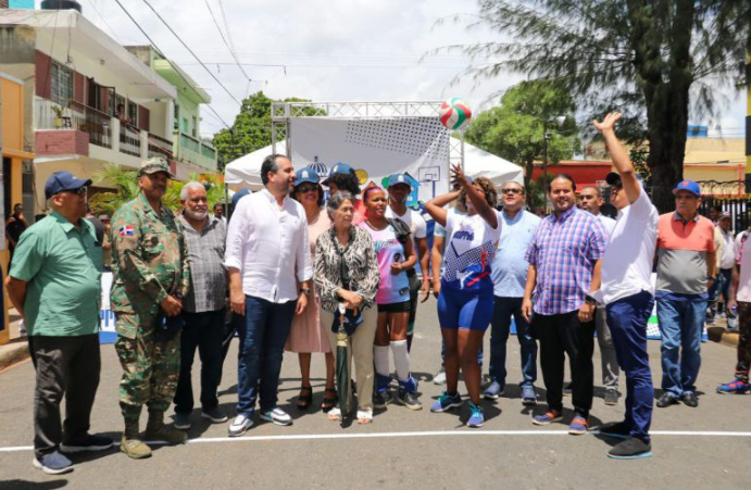 El Instituto Nacional de Educación Física lleva “INEFI con el Barrio” a Villa Consuelo