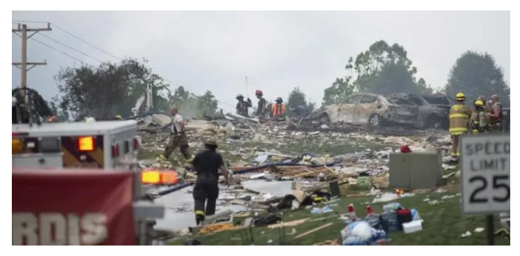 Mueren 5 en explosión de casa en Pensilvania, EEUU