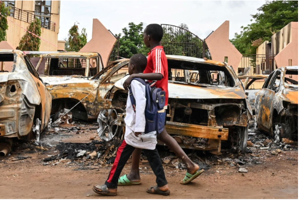 Burkina Faso y Mali en defensa de los golpistas de Níger