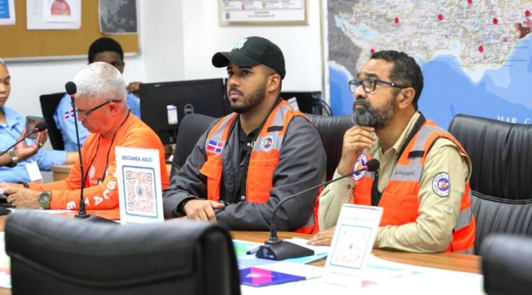 Ministerio de la Juventud dispone 50 autobuses al servicio de la Defensa Civil