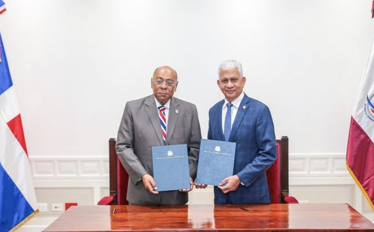 Senado y Tribunal Constitucional firman acuerdo de cooperación interinstitucional