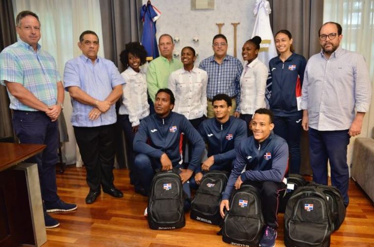 Anuncia darán incentivos a los atletas, entrenadores y federaciones ganadores de medallas en Juegos Centroamericanos y del Caribe