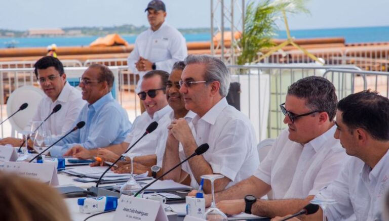 Presidente Abinader anuncia 18 de diciembre de 2023 llegará el primer crucero al puerto de Cabo Rojo, Pedernales