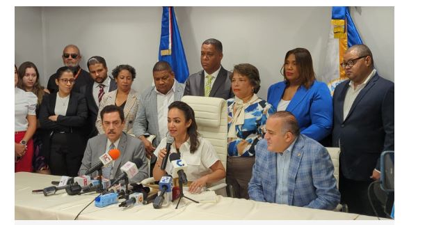 Faride reafirma su candidatura como senadora del Distrito Nacional