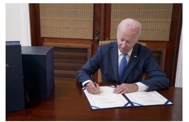 Joe Biden revela plan para regular la Inteligencia Artificial