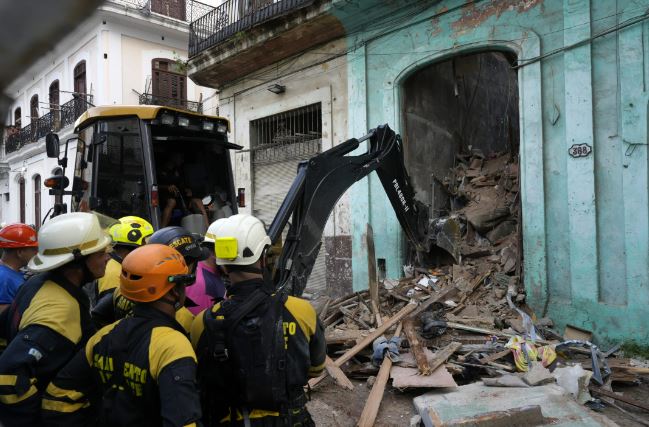 El derrumbe de un edificio en Cuba evidencia nuevamente el estado de sus infraestructuras