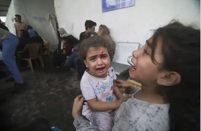 Suben a 1,300 los muertos en Israel y a 1,203 los palestinos en Gaza