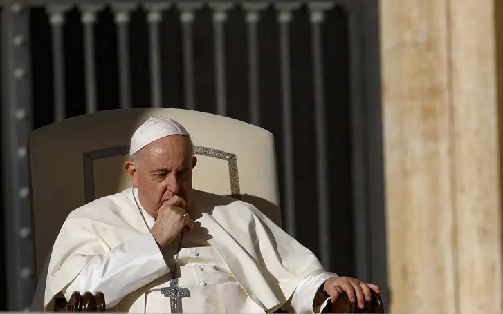 El papa participa en la reunión con los obispos españoles en el Vaticano