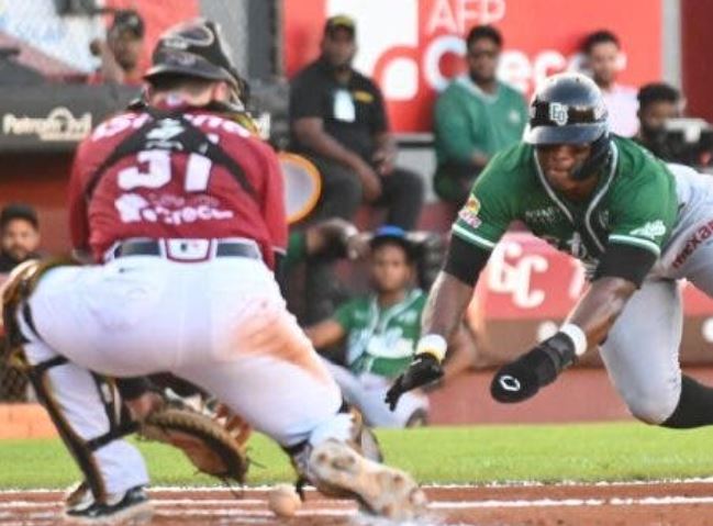 Gigantes dejan en el terreno a Estrellas y le “aguan” la fiesta