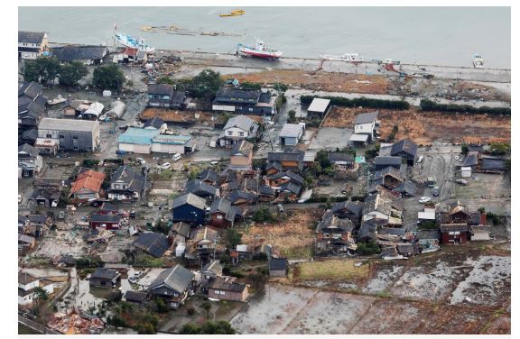 Japón registra 48 muertos tras el terremoto en su costa occidental