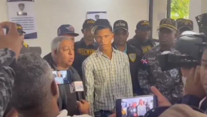 Se entrega joven implicado en muerte de agente de la Dicrim en La Ciénaga